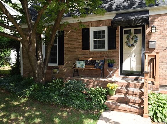 2nd image of 2410 Shaw Ave