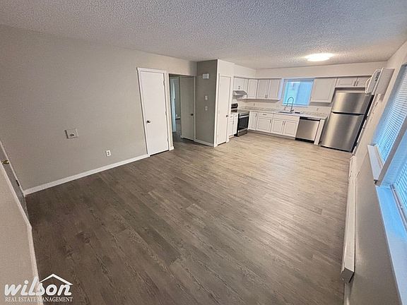 3rd image of 1113 S 18th Ave #A