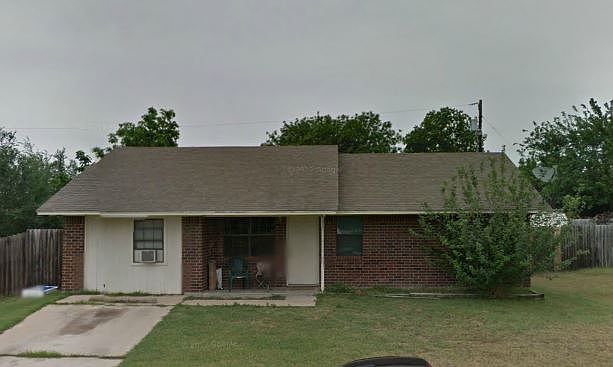 1st image of 704 W Jayme St
