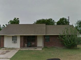 704 W Jayme St, Little River Academy, TX 76554