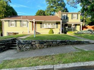 45 Overhill Dr, West Warwick, RI 02893