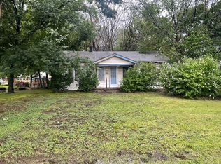 1128 N Birch St, Ponca City, OK 74601