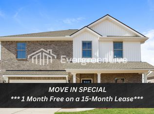 16907 Whispering Pines Dr, Athens, AL 35611