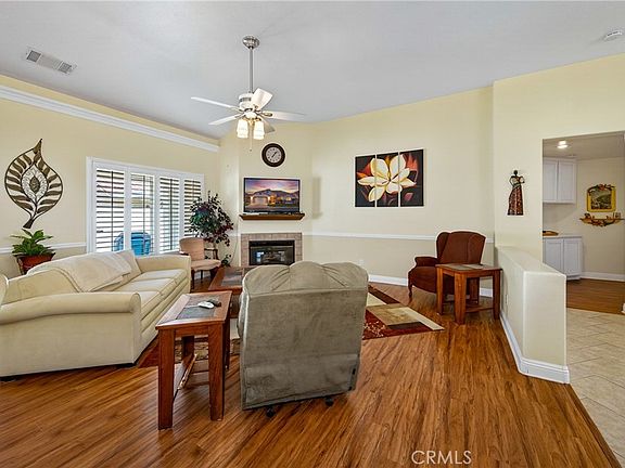 5th image of 817 Perla Ct