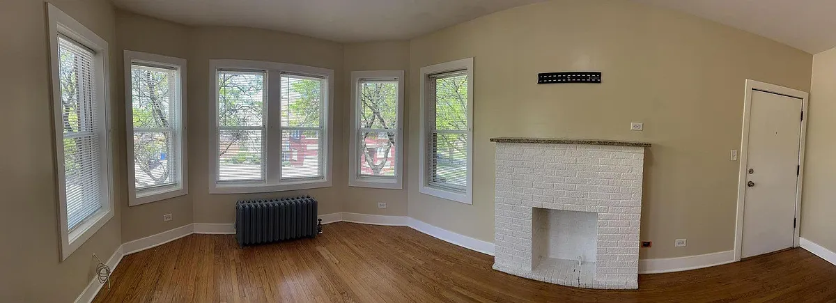 Building Photo - 655 E 82nd St #2