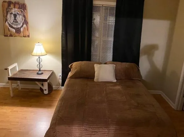 1282 Saint Andrews Ln, Starkville, MS 39759