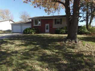502 Eastbrook Ln, O'Fallon, MO 63366