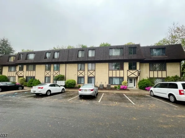 192 Burnett Ave #13, Maplewood Twp., NJ 07040