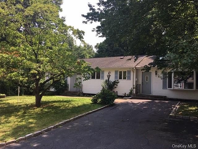 1st image of 20 Windmill Ln