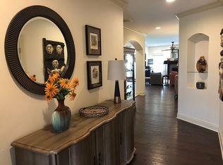 4695 Fieldcrest Place Cir, Newburgh, IN 47630