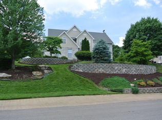 4955 Country Club Dr, High Ridge, MO 63049