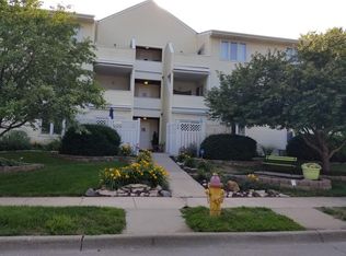 134 N 36th St APT 10, Omaha, NE 68131