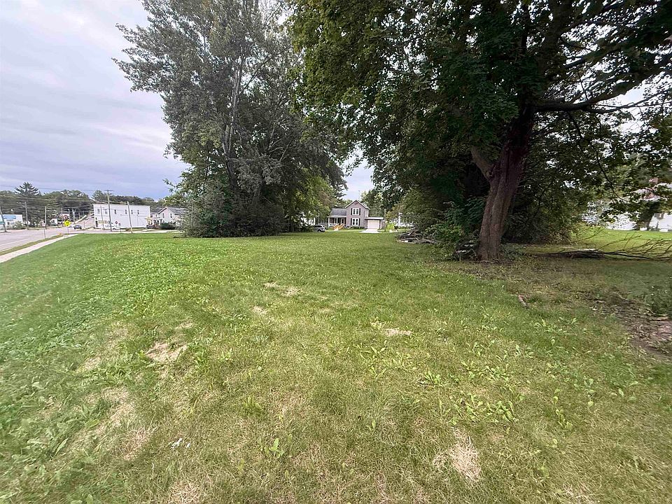 1st image of 726 S Adams Ave
