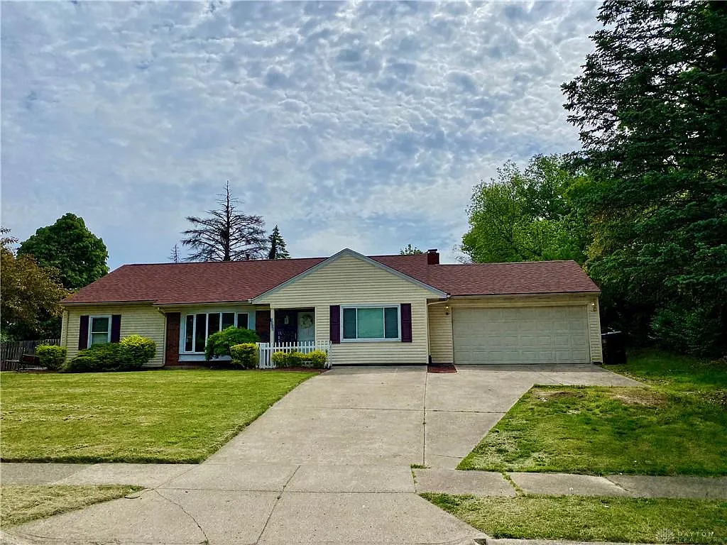 1958 Marinette Dr photo 1