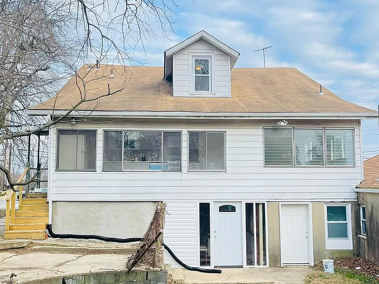 9066 Baltimore Ave — Photo 48