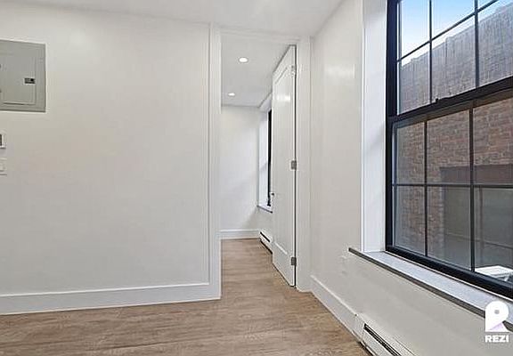 3rd image of 524 W 162nd St APT 4C