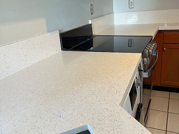 4th image of 747 Michigan Ave APT 305
