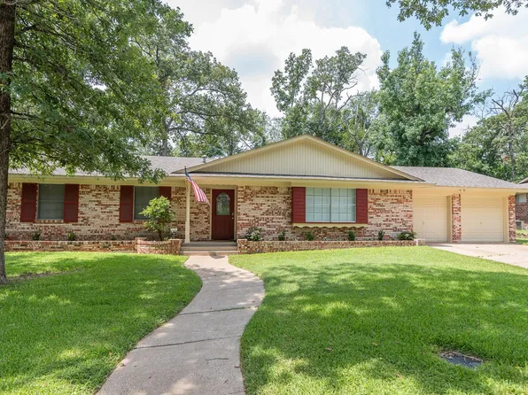 1825 Courtney Dr, Tyler, TX 75701