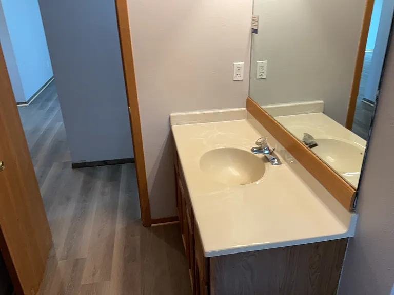 6549 Samantha Ln — Photo 17