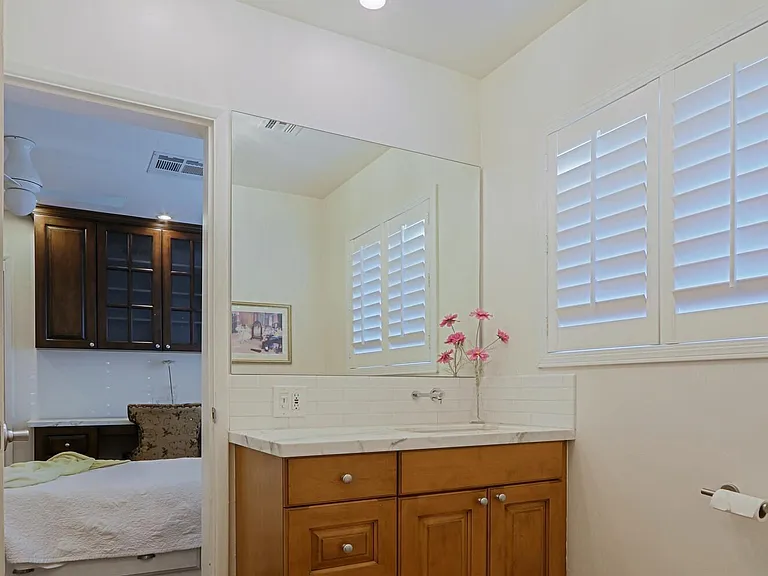 4645 E Windsor Ave — Photo 27