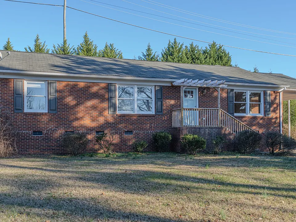 204 Brushwood Rd