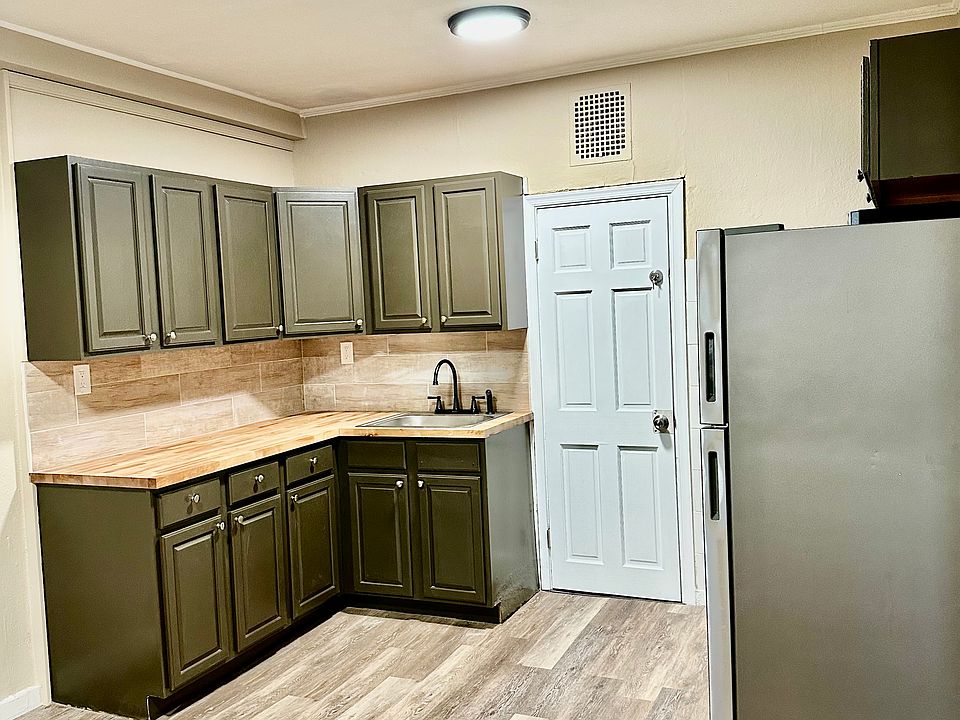 1st image of 5200 W Montgomery Ave APT 19B
