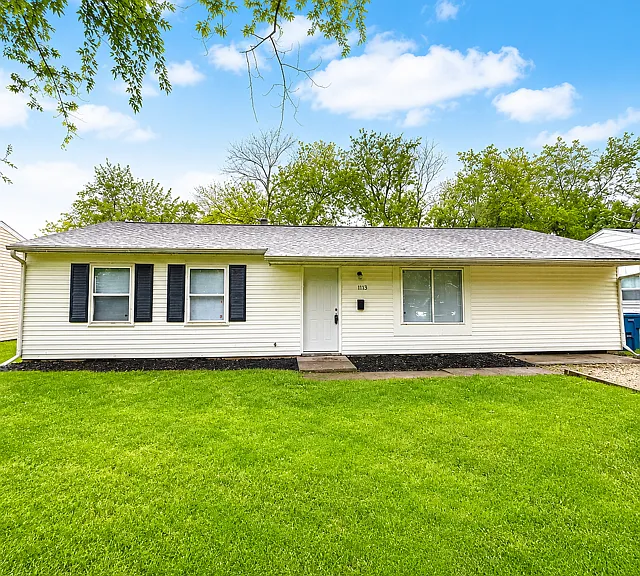 1113 Austin Dr — Photo 1