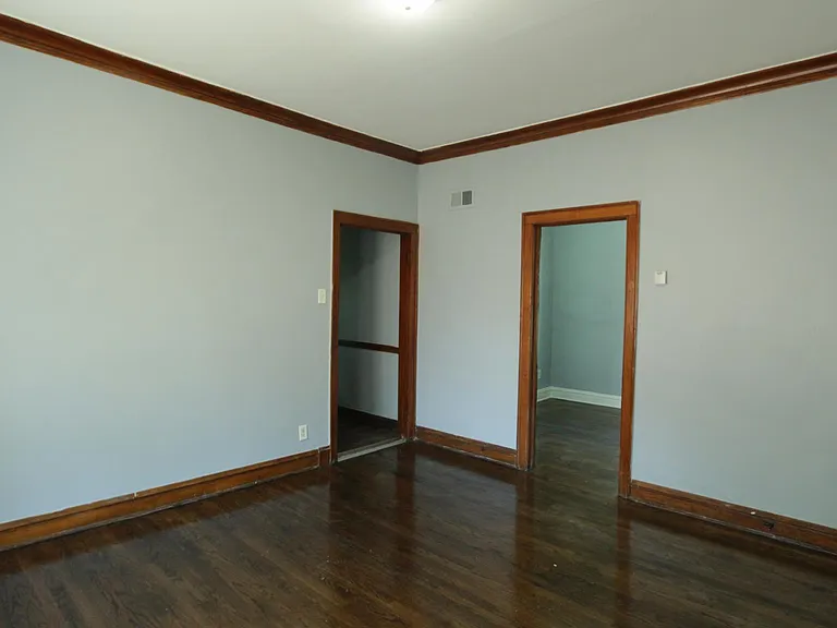 8620 S Marquette Ave #2R — Photo 4