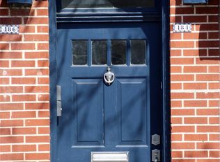 484 Plandome Rd, Manhasset, NY 11030