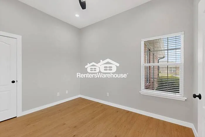 7301 Fossil Lake Dr — Photo 22