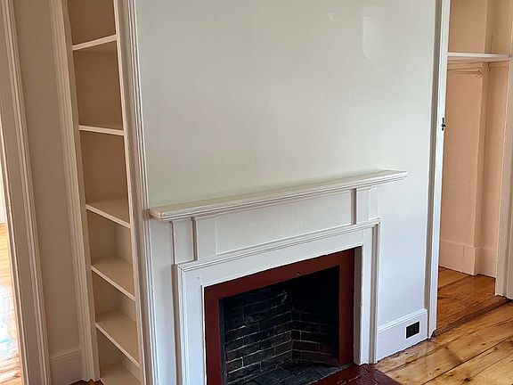 3rd image of 19 Union St #3