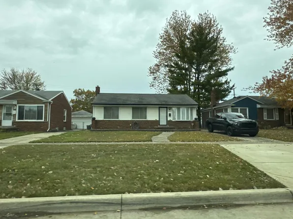 28053 Groveland St, Roseville, MI 48066