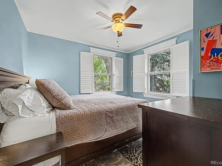 615 N Emerson St — Photo 34