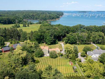 17 Thornhurst Road, Falmouth, ME, 04105