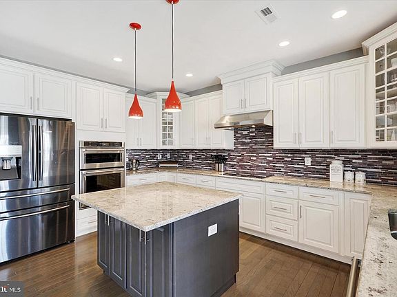 5th image of 1238 Caitlin Way