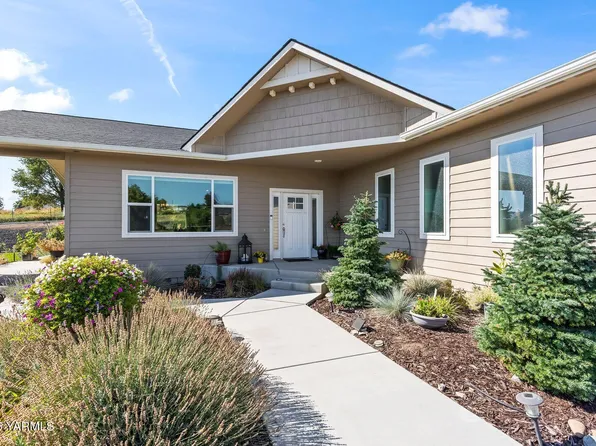 801 Lancaster Rd, Selah, WA 98942