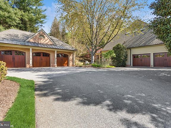 5th image of 1308 Musgrove Rd