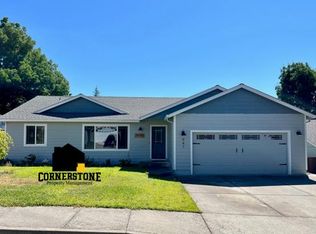 947 Ridgeview Dr, Eagle Pt, OR 97524