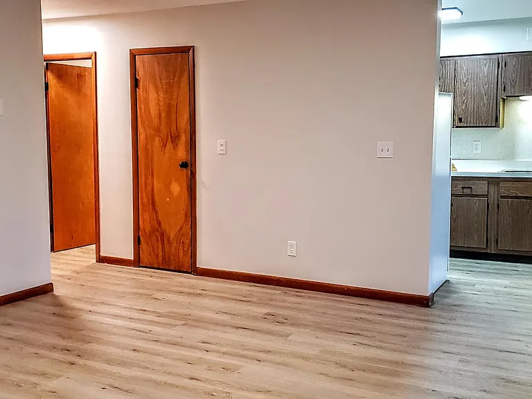 1318 Van Hoesen Rd — Photo 1