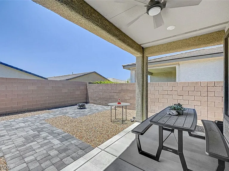 2379 Albury Ave — Photo 13