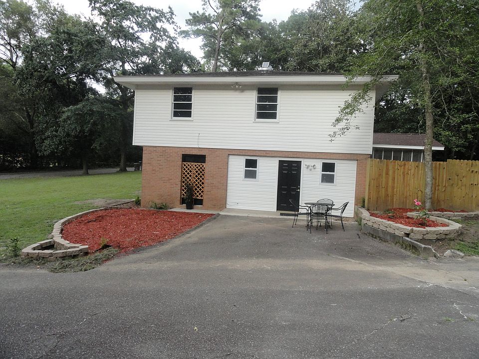 Apartment Entrance