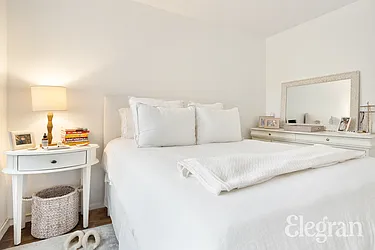 Rented by (Legacy) Elegran