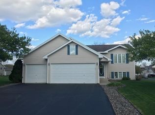 1497 Spinnaker Rd, Waconia, MN 55387