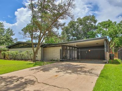 5711 Warm Springs Rd, Houston, TX, 77035