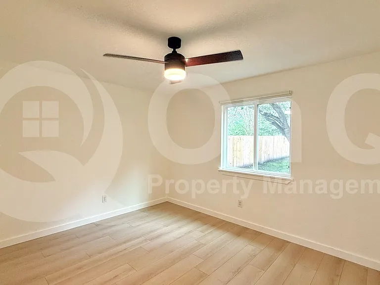 710 Wales Way — Photo 10