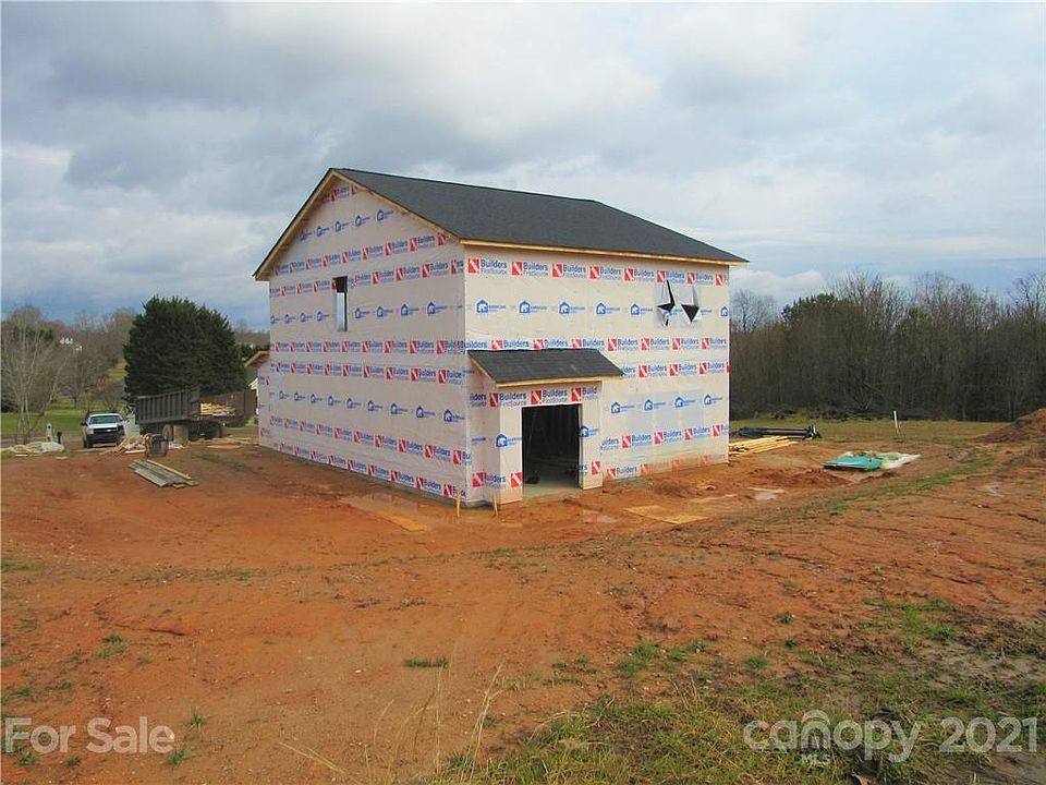 2nd image of 105 Bess Goforth Rd