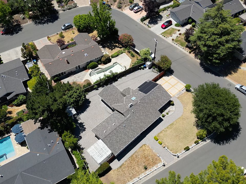 13730 Calle Tacuba, Saratoga, CA 95070 | Zillow