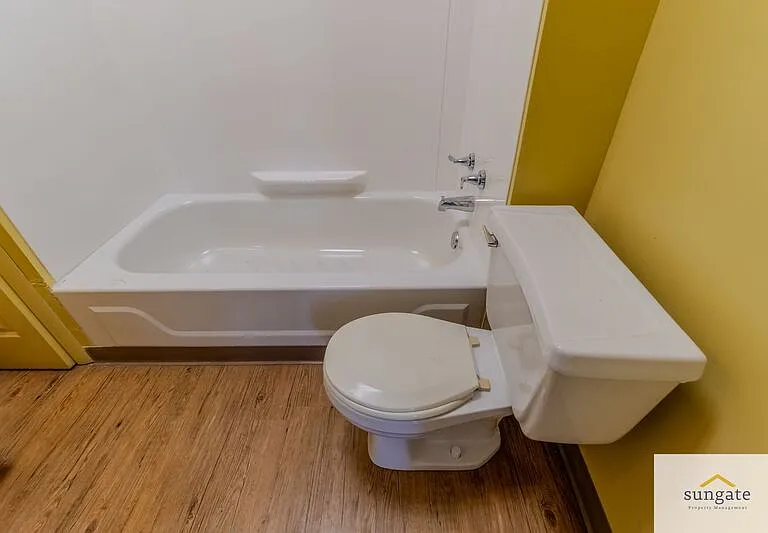 2900 E Strathmore Ave #1 — Photo 12