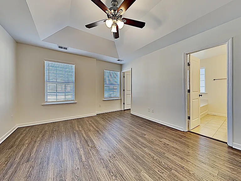 468 Whispering Breeze Ln — Photo 8