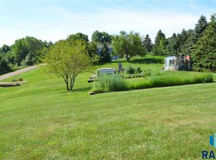 S Brook View Pl, Sioux Falls, SD 57110